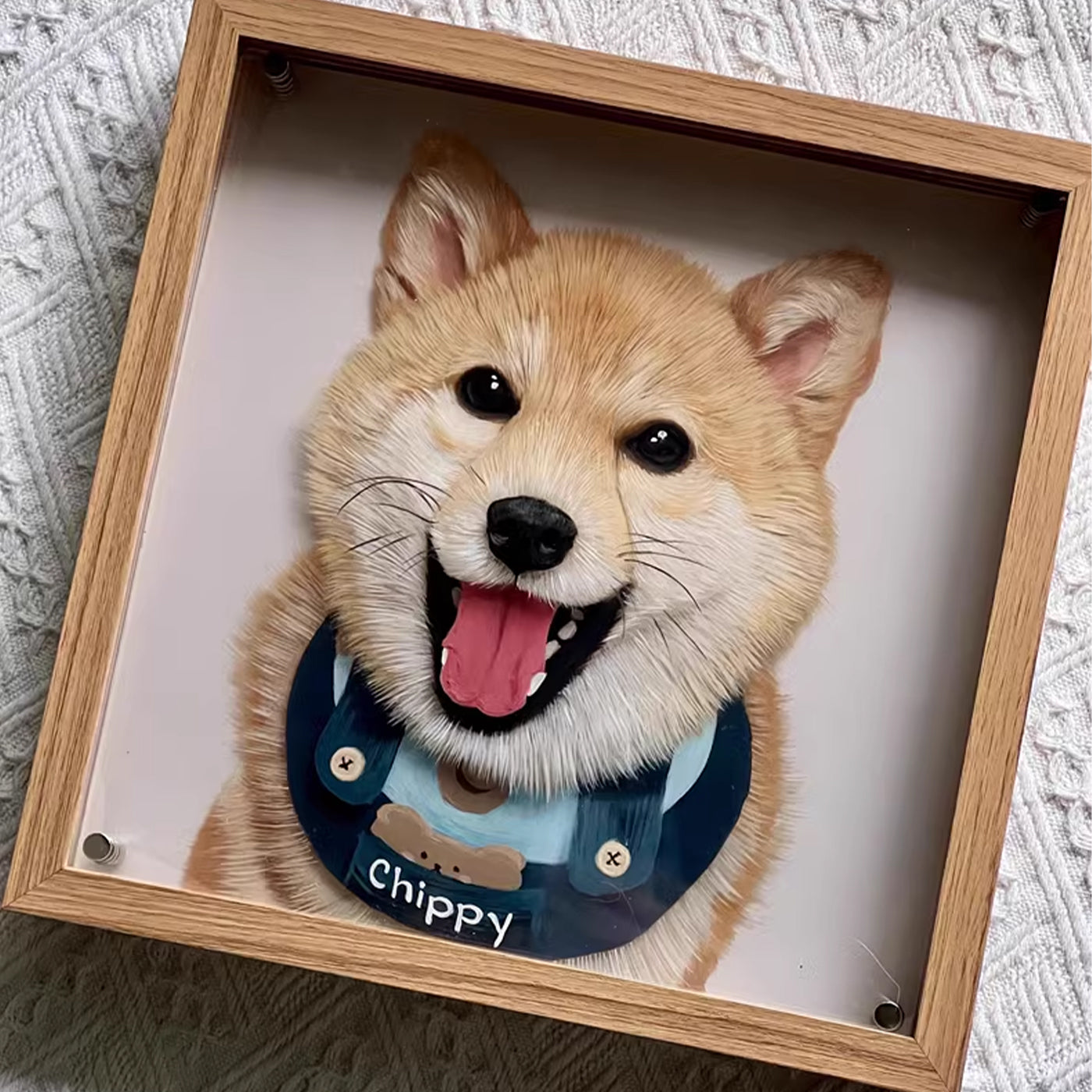 LuckyPet's Exquisite Hand-Painted Glass Pet Portraits: Custom Crafted for Cherished Memories